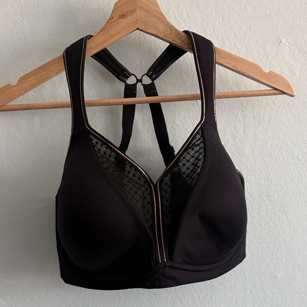 Simone Perele Black Sports Bra with Mesh Detail